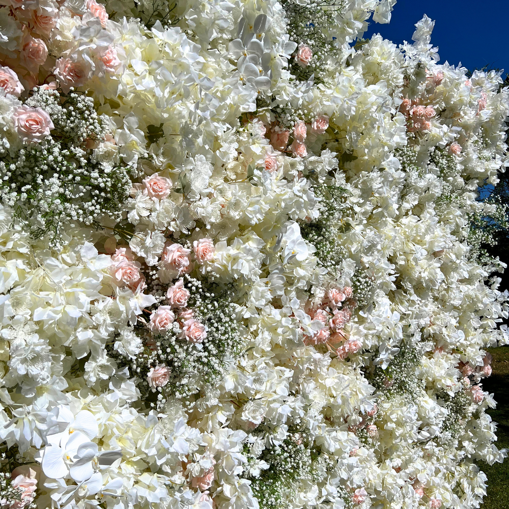 Breath Of Love | Flower Wall - Permanence Decor Rentals