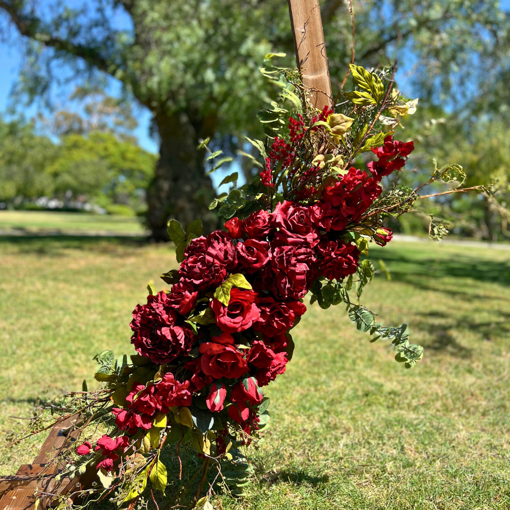 
                      
                        Quinn's Heptagon Floral Arch - Permanence Decor Rentals
                      
                    