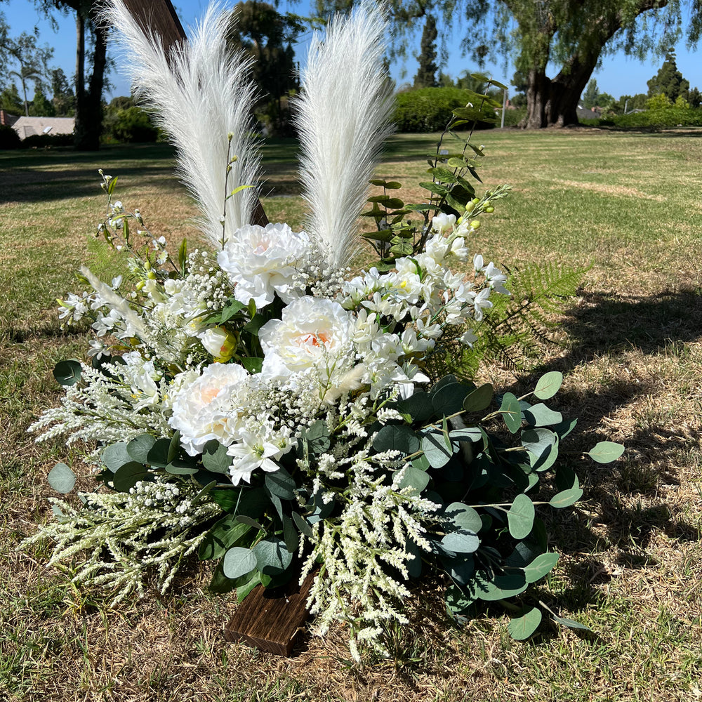 
                      
                        Anna's Wood Triangle Arch - Permanence Decor Rentals
                      
                    