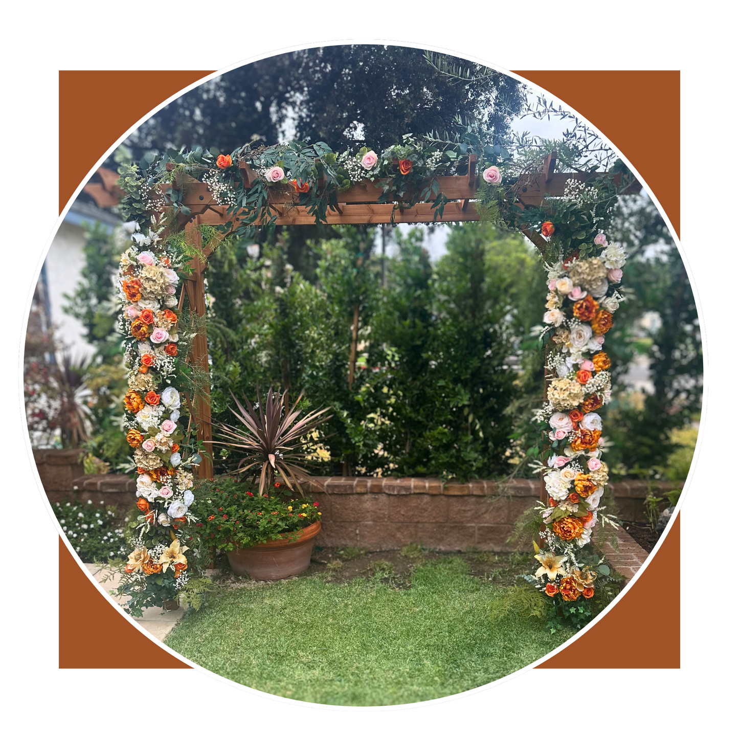 Clementine's Wood Wedding Arbor - Permanence Decor Rentals