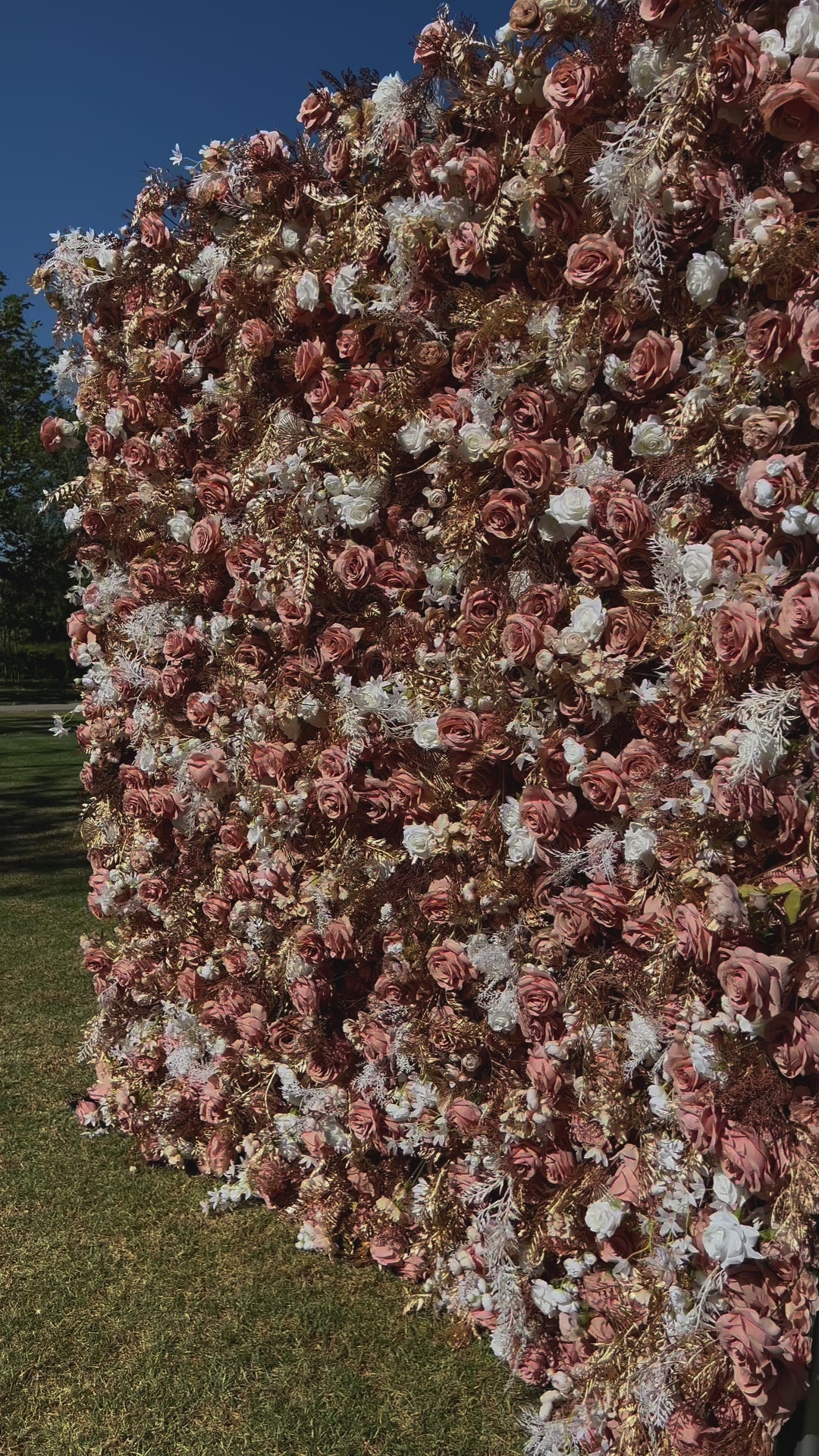 Rustic Rose | Flower Wall