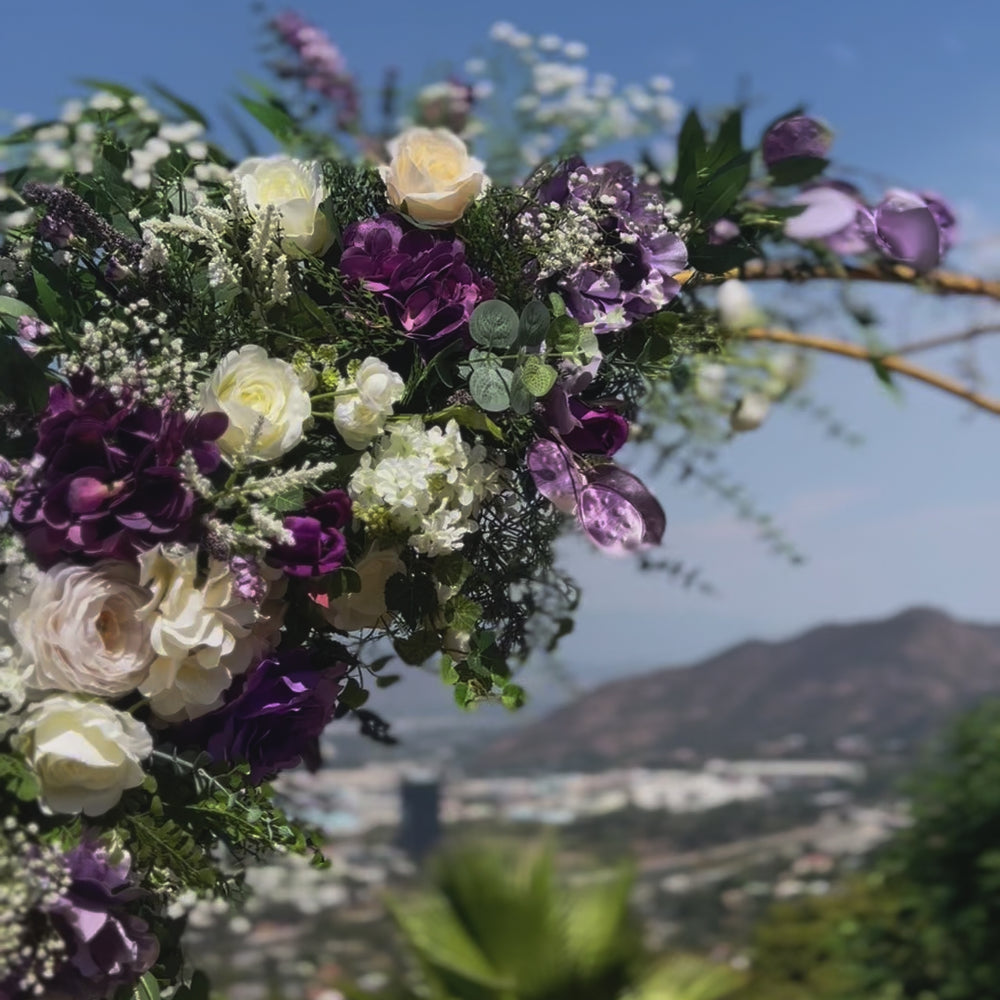 
                      
                        Load and play video in Gallery viewer, Sandra&amp;#39;s Circular Wedding Arch
                      
                    